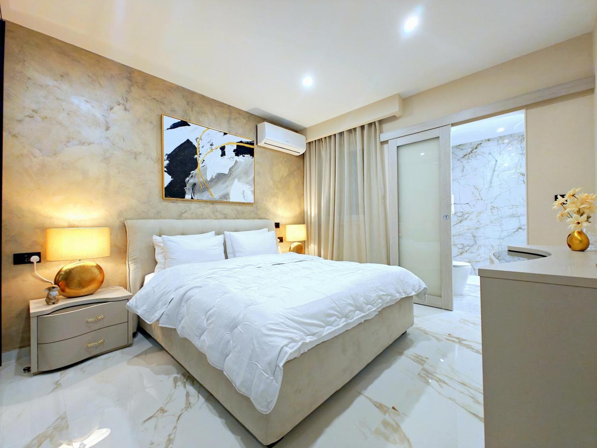 Luxury Living - Seafront Haven In - Malta Sliema