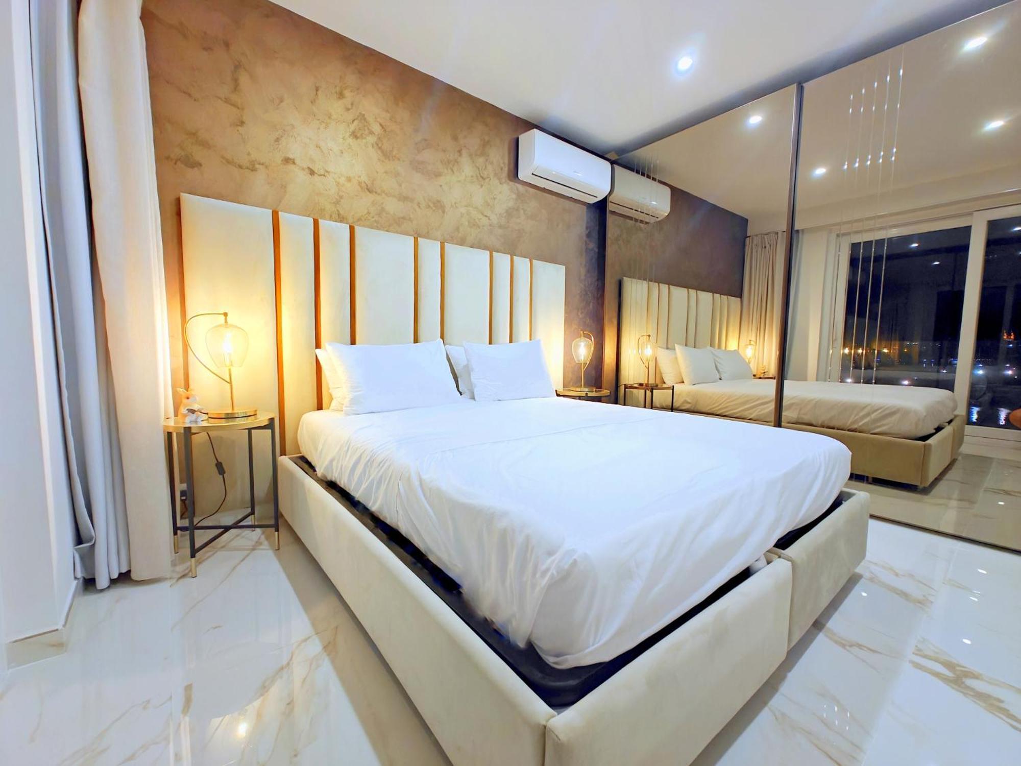 Apartment Luxury Living - Seafront Haven In - Malta Sliema