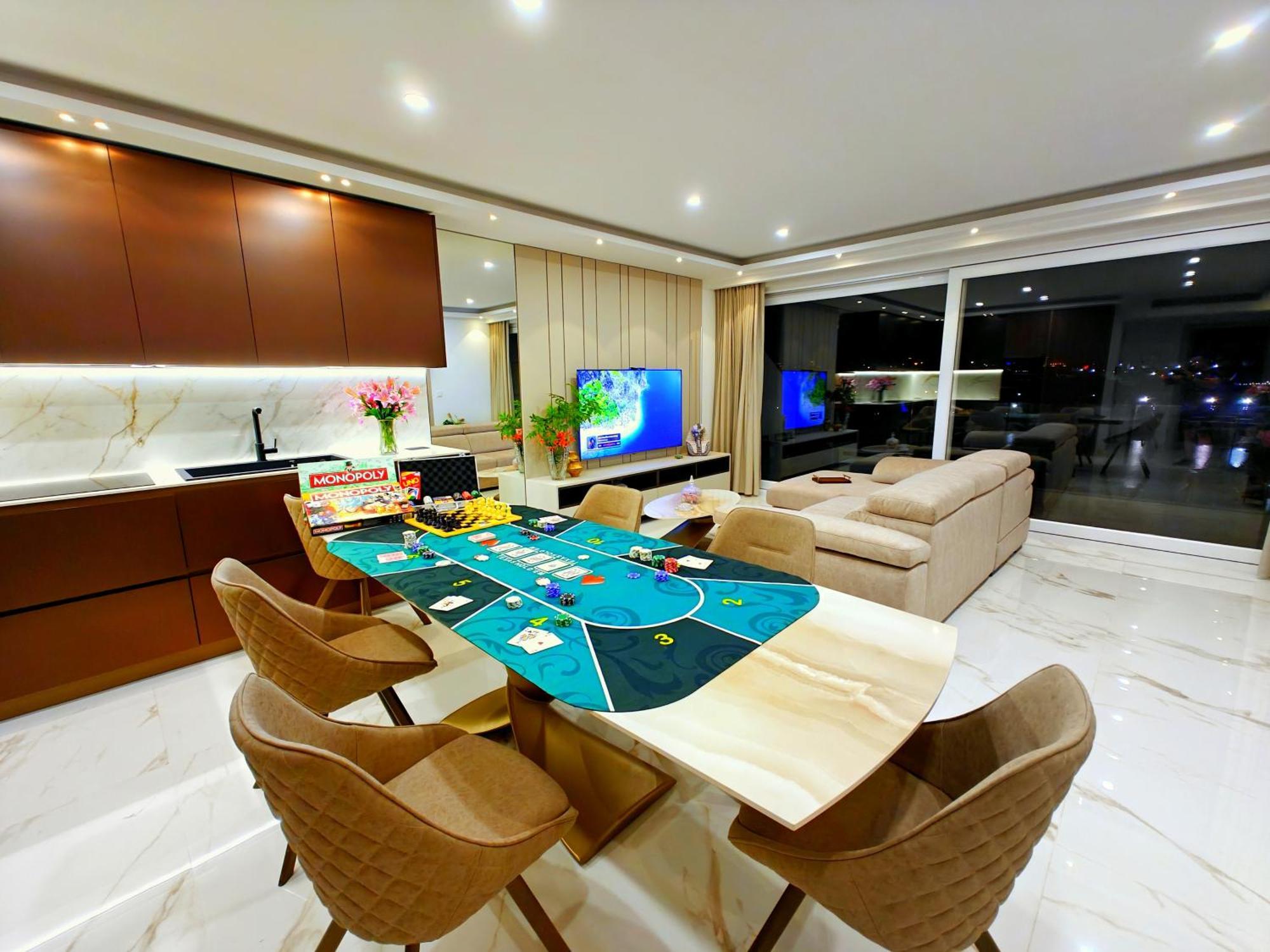 Apartment Luxury Living - Seafront Haven In - Malta Sliema